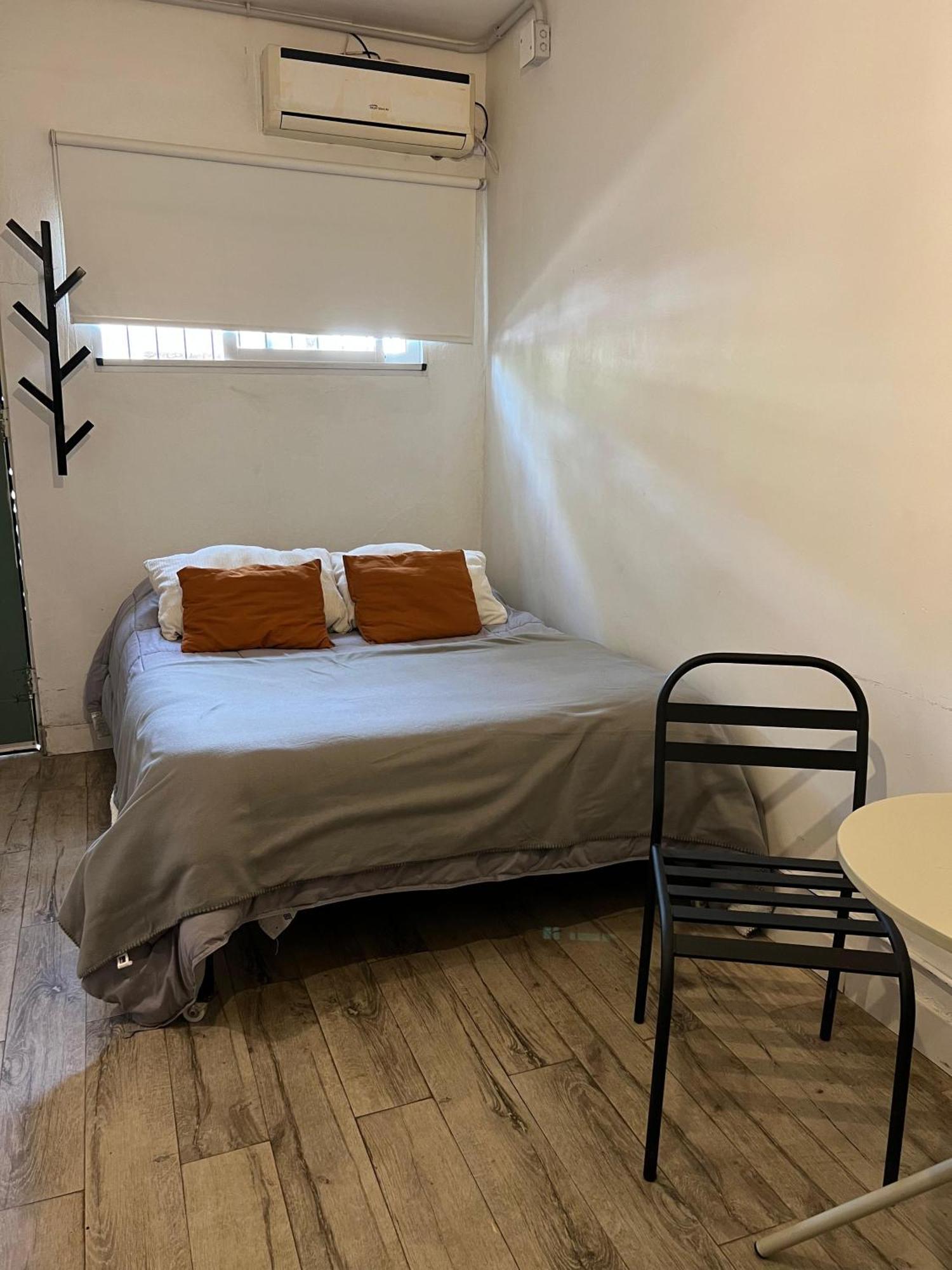 Monoambiente En Zona Residencial Apartment Мендоса Стая снимка